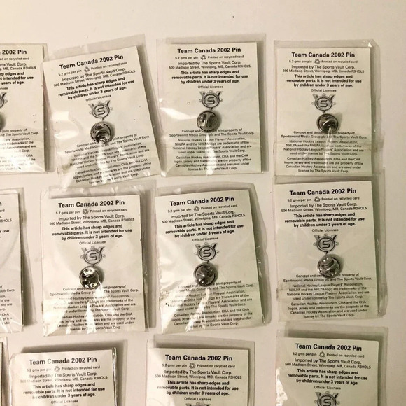 2002 Team Canada  Hockey Team Official Pin Collection Toronto Sun - Picture 11 of 16